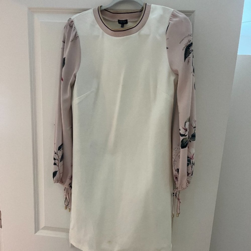 Vertigo Collection White Mini Dress, Size XS